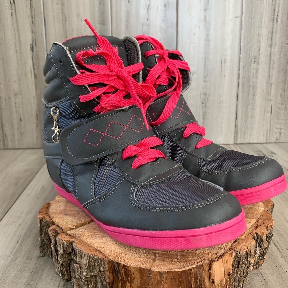 Women’s Shoes